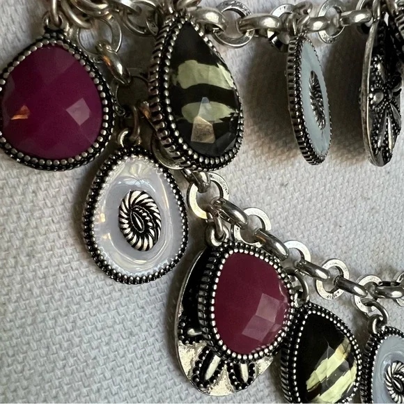 Premier Designs Antiqued Bib Necklace with Ornate Plated and Resin Pieces Purple - Picture 5 of 11